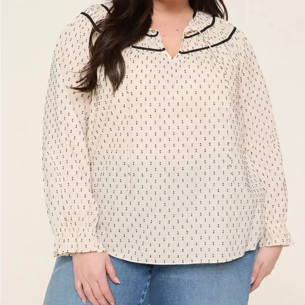 Lane Bryant Cream Blouse with Black Details - Picture 1 of 9